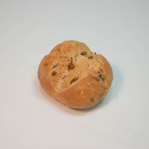 Panecillo de aceituna verdes